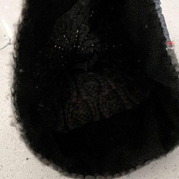 Nobis Smokey Grey Knitted Beanie Hat Yellow Stitching Wool Blend Warm Quality - Picture 6 of 11